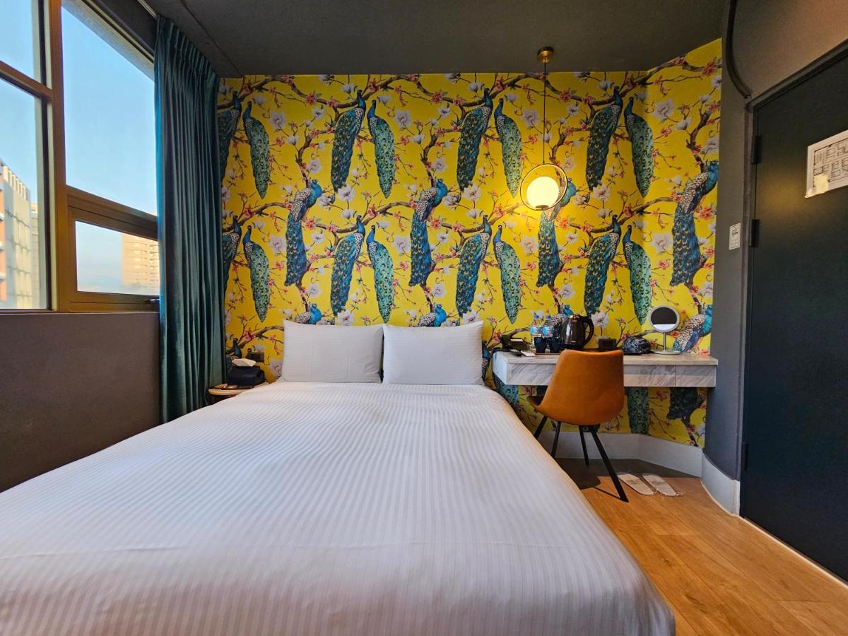 Modern Inn Тайджун Екстериор снимка